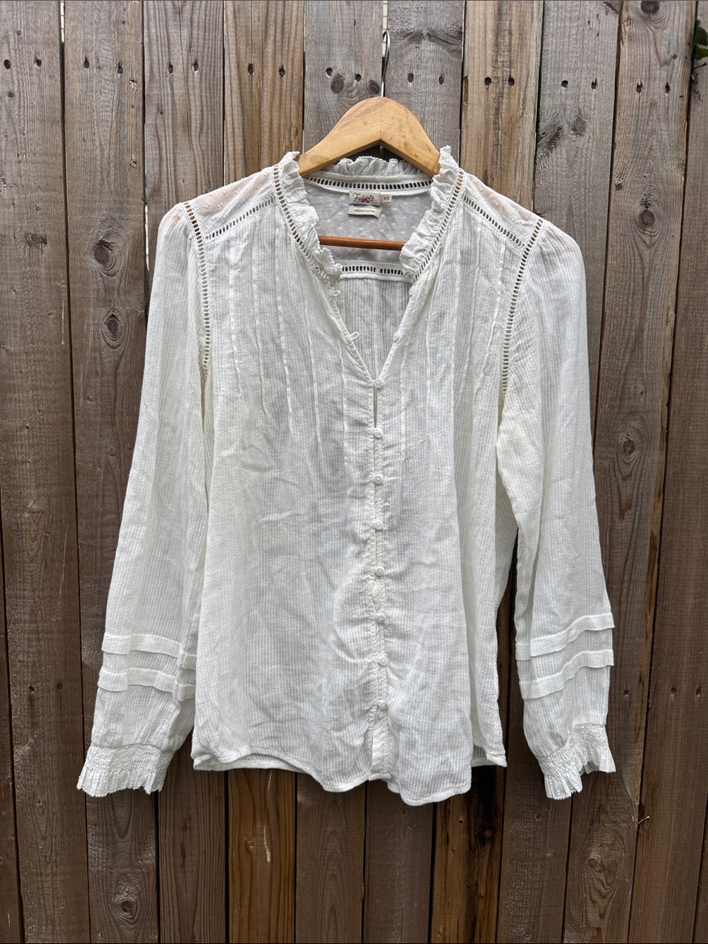 Faherty organic cotton White Button Front Blouse
